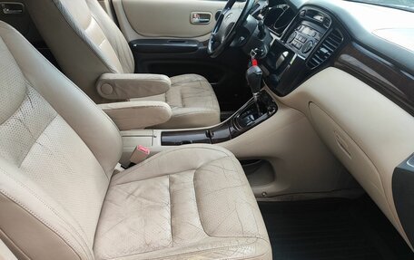 Toyota Highlander III, 2002 год, 749 000 рублей, 9 фотография