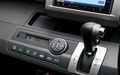 Honda Freed I, 2013 год, 1 170 000 рублей, 14 фотография