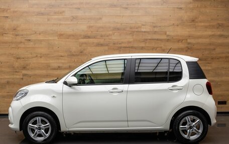 Toyota Passo III, 2018 год, 899 000 рублей, 6 фотография