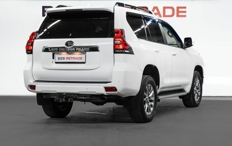 Toyota Land Cruiser Prado 150 рестайлинг 2, 2017 год, 4 950 000 рублей, 6 фотография