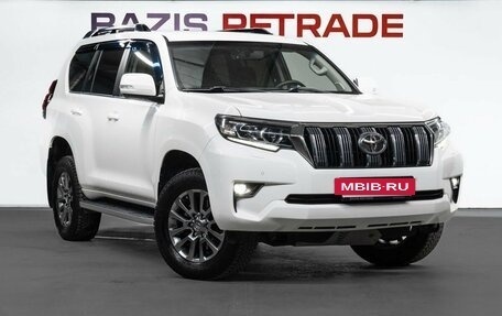 Toyota Land Cruiser Prado 150 рестайлинг 2, 2017 год, 4 950 000 рублей, 4 фотография