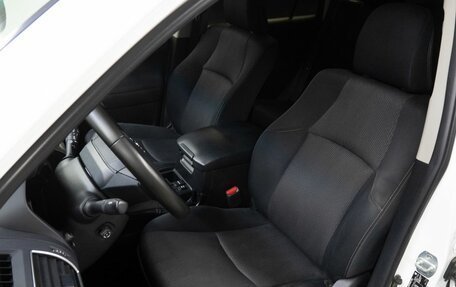 Toyota Land Cruiser Prado 150 рестайлинг 2, 2017 год, 4 950 000 рублей, 17 фотография