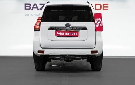 Toyota Land Cruiser Prado 150 рестайлинг 2, 2017 год, 4 950 000 рублей, 7 фотография