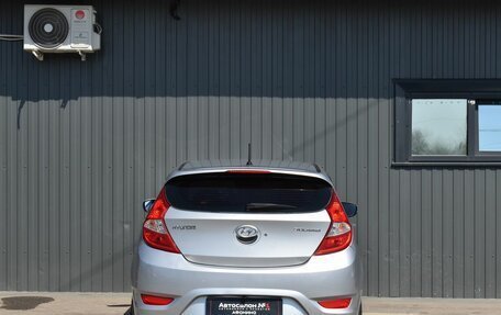 Hyundai Solaris II рестайлинг, 2011 год, 679 888 рублей, 8 фотография
