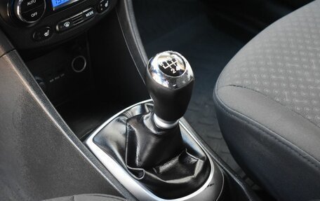 Hyundai Solaris II рестайлинг, 2011 год, 679 888 рублей, 14 фотография
