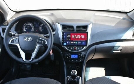 Hyundai Solaris II рестайлинг, 2011 год, 679 888 рублей, 11 фотография