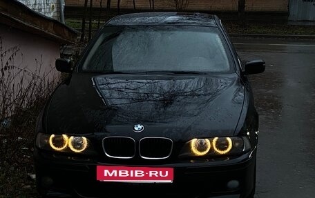 BMW 5 серия, 2002 год, 540 000 рублей, 14 фотография