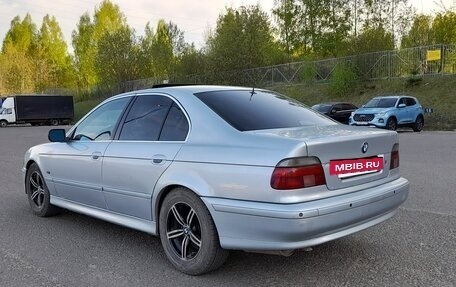 BMW 5 серия, 1997 год, 650 000 рублей, 3 фотография
