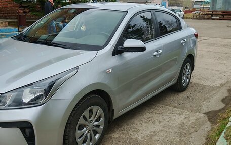 KIA Rio IV, 2019 год, 1 300 000 рублей, 9 фотография