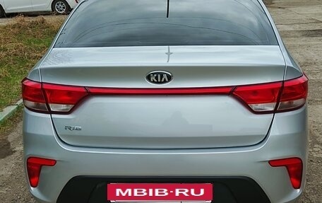 KIA Rio IV, 2019 год, 1 300 000 рублей, 3 фотография