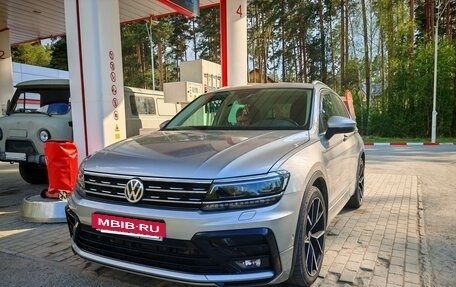Volkswagen Tiguan II, 2020 год, 3 650 000 рублей, 8 фотография