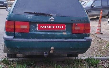 Volkswagen Passat B4, 1995 год, 230 000 рублей, 2 фотография