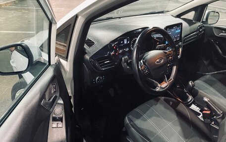 Ford Fiesta, 2019 год, 1 100 000 рублей, 10 фотография
