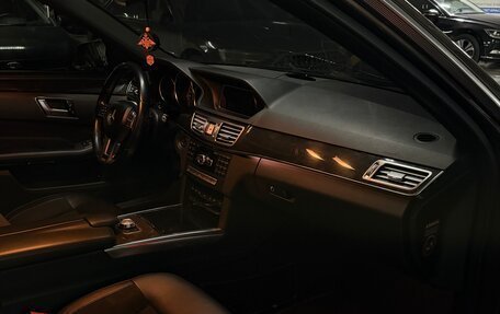Mercedes-Benz E-Класс, 2013 год, 1 870 000 рублей, 6 фотография