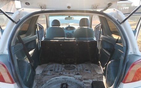 Toyota Vitz, 2000 год, 360 000 рублей, 8 фотография