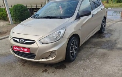Hyundai Solaris II рестайлинг, 2013 год, 699 000 рублей, 1 фотография