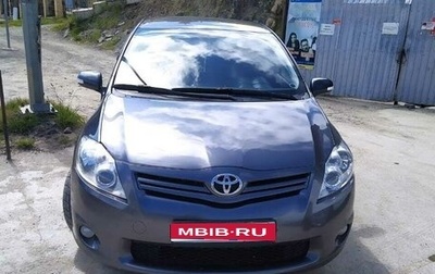 Toyota Auris II, 2010 год, 750 000 рублей, 1 фотография