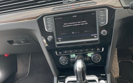 Volkswagen Passat B8 рестайлинг, 2016 год, 2 050 000 рублей, 16 фотография