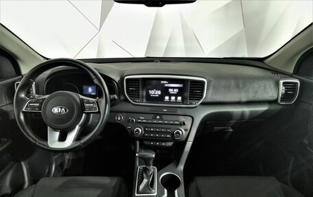 KIA Sportage IV рестайлинг, 2020 год, 2 545 000 рублей, 13 фотография