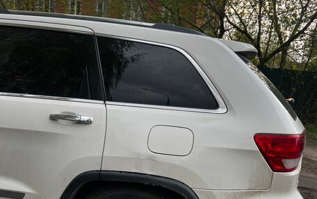 Jeep Grand Cherokee, 2011 год, 1 200 000 рублей, 2 фотография