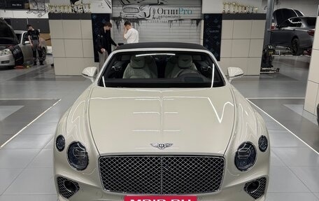 Bentley Continental GT III, 2019 год, 25 000 000 рублей, 2 фотография