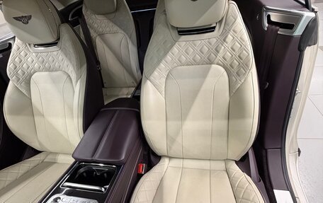 Bentley Continental GT III, 2019 год, 25 000 000 рублей, 12 фотография