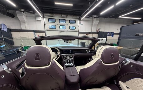 Bentley Continental GT III, 2019 год, 25 000 000 рублей, 21 фотография