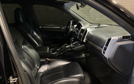 Porsche Cayenne III, 2011 год, 2 249 000 рублей, 10 фотография