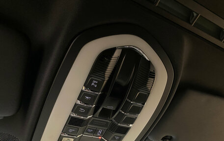 Porsche Cayenne III, 2011 год, 2 249 000 рублей, 25 фотография