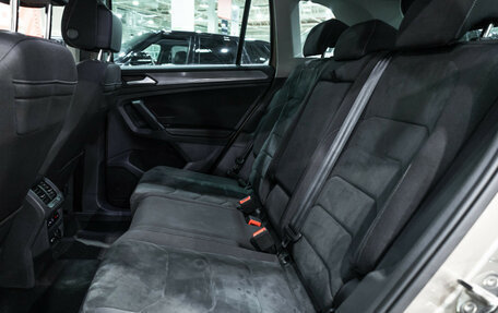Volkswagen Tiguan II, 2022 год, 3 100 000 рублей, 12 фотография