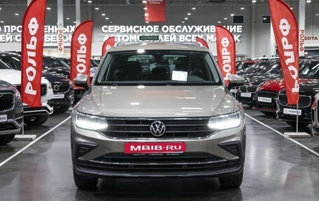 Volkswagen Tiguan II, 2022 год, 3 100 000 рублей, 3 фотография