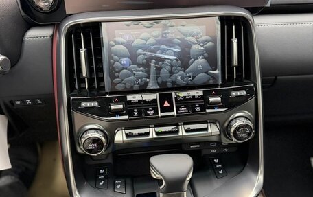 Lexus LX, 2026 год, 20 000 000 рублей, 17 фотография