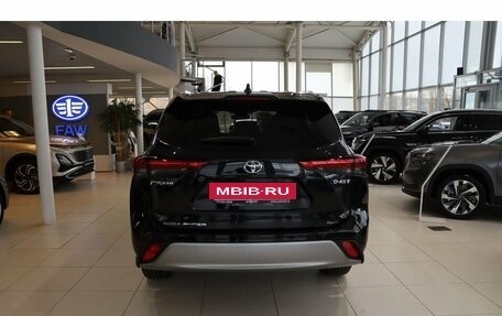 Toyota Highlander, 2025 год, 5 690 000 рублей, 7 фотография
