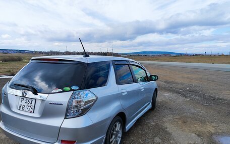 Honda Fit Shuttle I рестайлинг, 2012 год, 1 075 000 рублей, 7 фотография