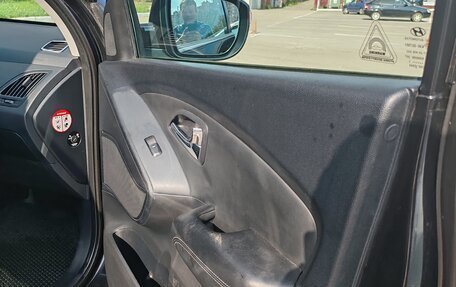 Hyundai ix35 I рестайлинг, 2011 год, 1 150 000 рублей, 16 фотография