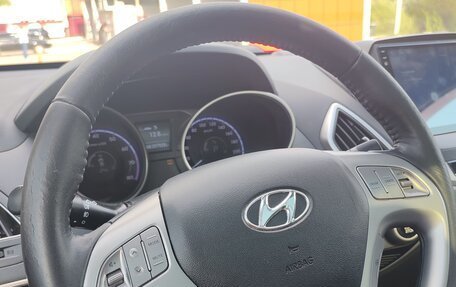 Hyundai ix35 I рестайлинг, 2011 год, 1 150 000 рублей, 10 фотография