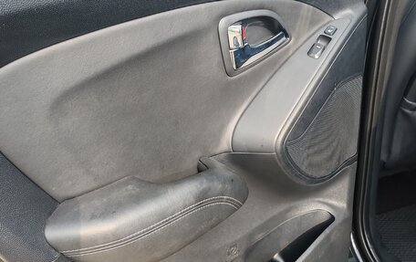 Hyundai ix35 I рестайлинг, 2011 год, 1 150 000 рублей, 20 фотография