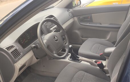 KIA Cerato I, 2006 год, 500 000 рублей, 21 фотография