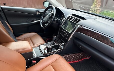 Toyota Camry, 2016 год, 2 450 000 рублей, 10 фотография