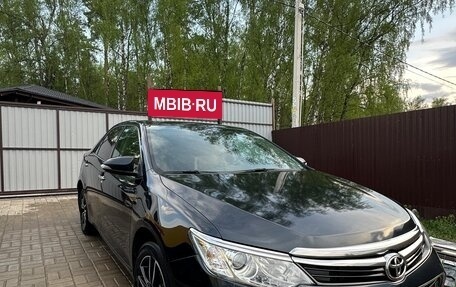 Toyota Camry, 2016 год, 2 450 000 рублей, 2 фотография