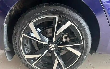 Skoda Octavia IV, 2022 год, 2 080 000 рублей, 13 фотография