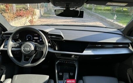 Audi A3, 2022 год, 2 300 000 рублей, 8 фотография