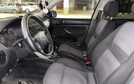 Volkswagen Golf IV, 2001 год, 235 000 рублей, 22 фотография
