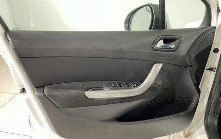 Peugeot 308 II, 2010 год, 319 000 рублей, 18 фотография