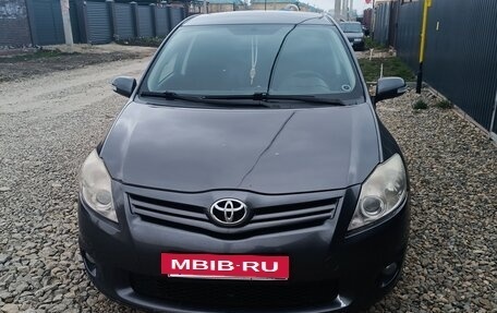 Toyota Auris II, 2010 год, 750 000 рублей, 5 фотография