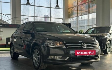 Volkswagen Passat B7, 2011 год, 1 350 000 рублей, 4 фотография