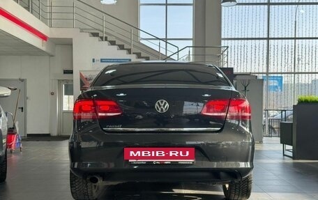 Volkswagen Passat B7, 2011 год, 1 350 000 рублей, 7 фотография