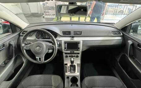 Volkswagen Passat B7, 2011 год, 1 350 000 рублей, 12 фотография