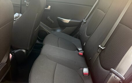 KIA Rio III рестайлинг, 2013 год, 950 000 рублей, 5 фотография