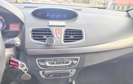 Renault Megane III, 2014 год, 810 000 рублей, 10 фотография